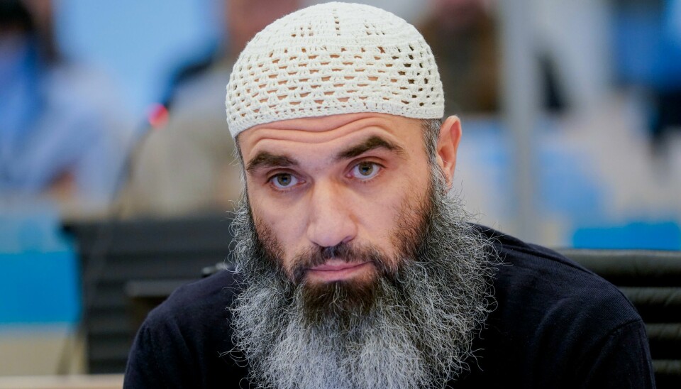 Zaniar Matapour ble dømt til 30 års forvaring for grov terror etter masseskytingen i Oslo 25. juni 2022. Nå anker han dommen. Zaniar Matapour i rettssal 250 i Oslo tinghus. Han er tiltalt for grov terror etter at han åpnet ild utenfor Per på hjørnet og London pub i Oslo natt til 25. juni 2022. Foto: Lise Åserud / NTB