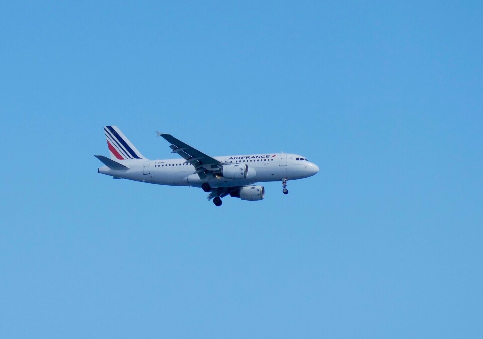 Økte kostnader førte til inntektstap for flykonsernet AirFrance-KLM i andre kvartal. EU sier ja til fransk milliardhjelp til Air France. Illustrasjonsfoto: Erik Johansen / NTB