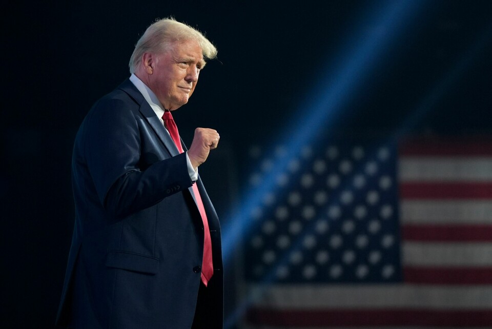 Donald Trump har igjen blikket festet mot Det hvite hus i Washington D.C. Republican presidential candidate former President Donald Trump speaks at the Turning Point Believers' Summit, Friday, July 26, 2024, in West Palm Beach, Fla. (AP Photo/Alex Brandon)