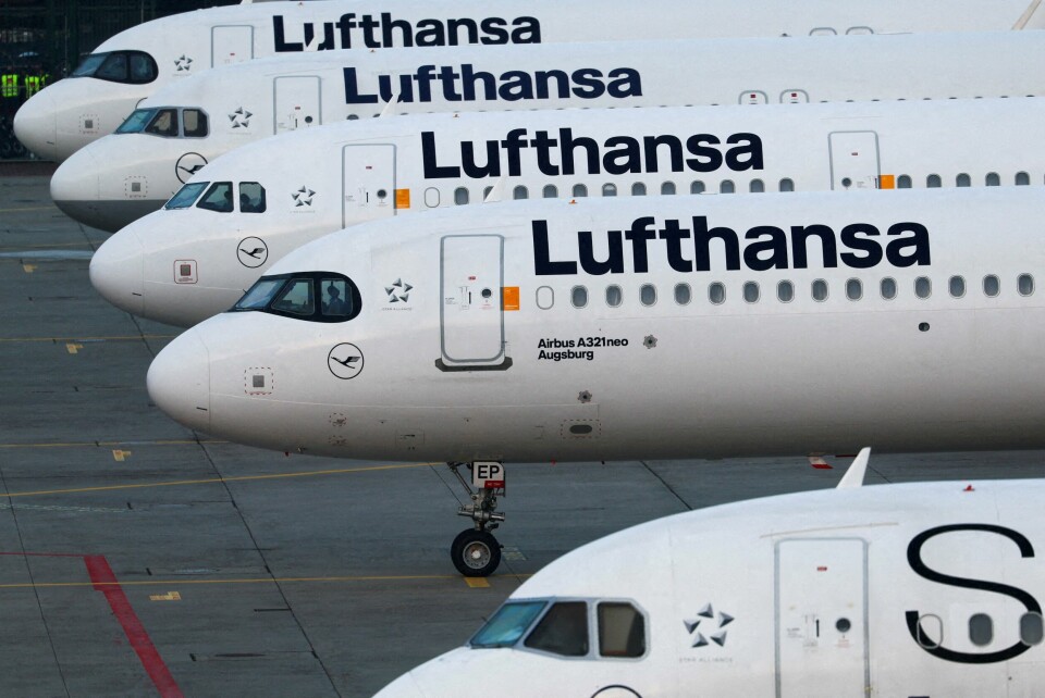 Parkerte Lufthansa-fly. Illustrasjonsbilde. Parkerte Lufthansa-fly. Illustrasjonsbilde.