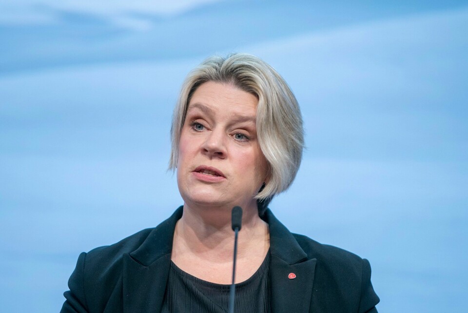 Marte Mjøs Persen sier hun ønsker en ny periode på Stortinget. Olje- og energiminister Marte Mjøs Persen (Ap) stanser ikke utbyggingen av vindkraftverket på Vefsn i Nordland.Foto: Terje Pedersen / NTB