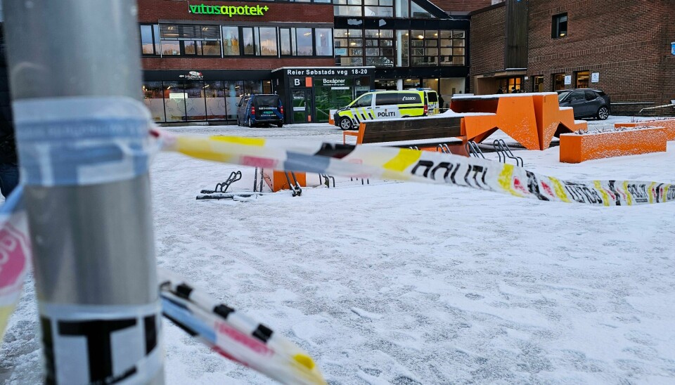 En kvinne i 40-årene er tiltalt for drapsforsøk på to ansatte ved en helsestasjon i Trondheim i november i fjor. Rettssaken starter 26. august. Trondheim kommune har satt krisestab etter hendelsen. Foto: Joakim Halvorsen / NTB