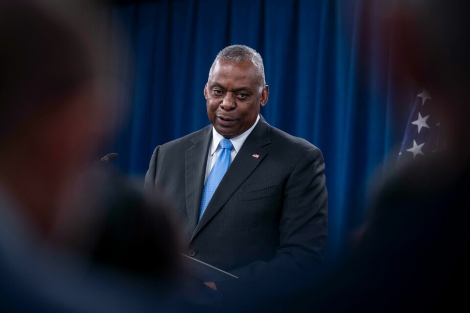 Forsvarsminister Lloyd Austin trekker tilbake en forliksavtale inngått med den angivelige hjernen bak 11. septemberangrepene. Forsvarsminister Lloyd Austin trekker tilbake en forliksavtale inngått med den angivelige hjernen bak 11. septemberangrepene. Foto: Kevin Wolf / AP / NTB