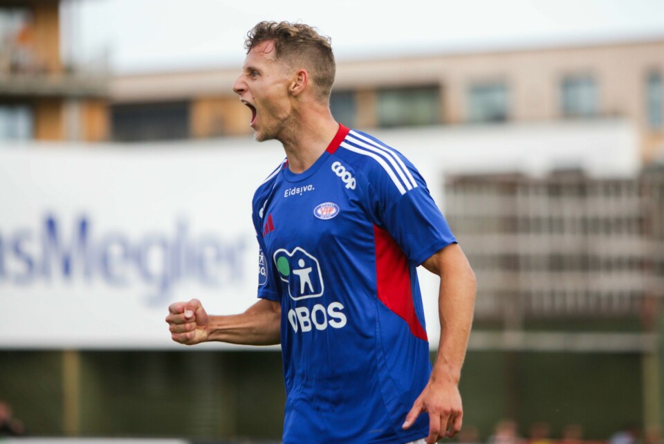 Vålerengas Vegar Eggen Hedenstad jubler 1.divsjonskampen i fotball mellom Vålerenga og Moss på Meløs stadion. Vegar Eggen Hedenstad scoret VIFs 2-0-mål mot Moss lørdag. Foto: Christoffer Andersen / NTB