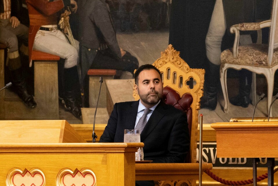 Stortingspresident Masud Gharahkhani (Ap) har sagt ja til gjenvalg fra Buskerud foran valget neste høst. Presidentskapet på Stortinget, med president Masud Gharahkhani i spissen, avslår Rødts anmoding om å heise det palestinske flagget på Stortinget. Foto: Hanna Johre / NTB