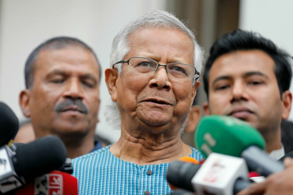 Fredsprisvinner Muhammad Yunus (84) sier at han er villig til å lede en overgangsregjering fram til det kan holdes demokratiske valg i Bangladesh. Fredsprisvinner Muhammad Yunus (84) sier at han er villig til å lede en overgangsregjering fram til det kan holdes demokratiske valg i Bangladesh. Foto: AP / NTB