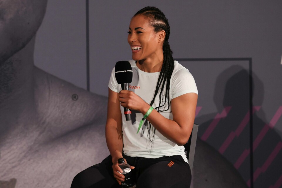 Cecilia Brækhus skal i ringen til helgen