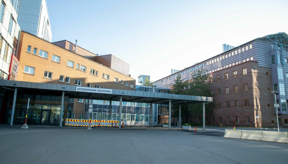 En vikarlege ved Universitetssykehuset i Nord-Norge (UNN) brukte i flere tilfeller bare sekunder på å kvalitetssikre røntgensvar. I ettertid er det avdekket flere alvorlige feil. Her fra UNN Tromsø. Foto: Terje Pedersen / NTB