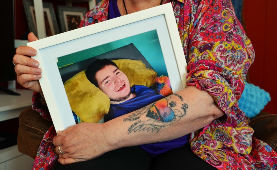 – Tidlig i svangerskapet ble jeg syk, legen mente det var bronkitt og ga meg antibiotika, forteller Tracy McGinnis. Sønnen Brendan Bjørn ble kun 17 år gammel. Tracy McGinnis