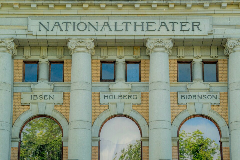 Spekter og teatrene kom natt til onsdag til enighet med Regiforbundet i meklingen. Dermed blir det ingen teaterstreik. Nationaltheatret ansetter unge skuespillertalenter til programmet NyeNational. Foto: Rodrigo Freitas / NTB