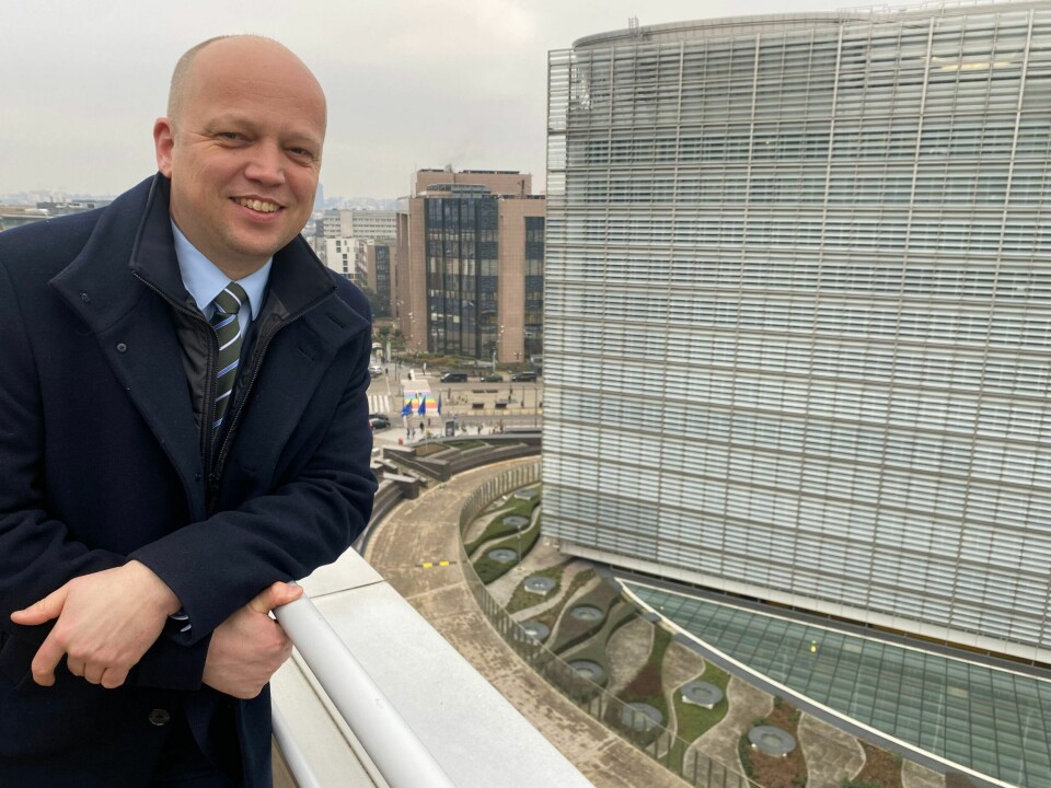 Finansminister Trygve Slagsvold Vedum har ikke hastverk med å avklare Norges forhold til EUs karbontoll (CBAM). Finansminister Trygve Slagsvold Vedum har ikke hastverk med å avklare Norges forhold til EUs karbontoll (CBAM).