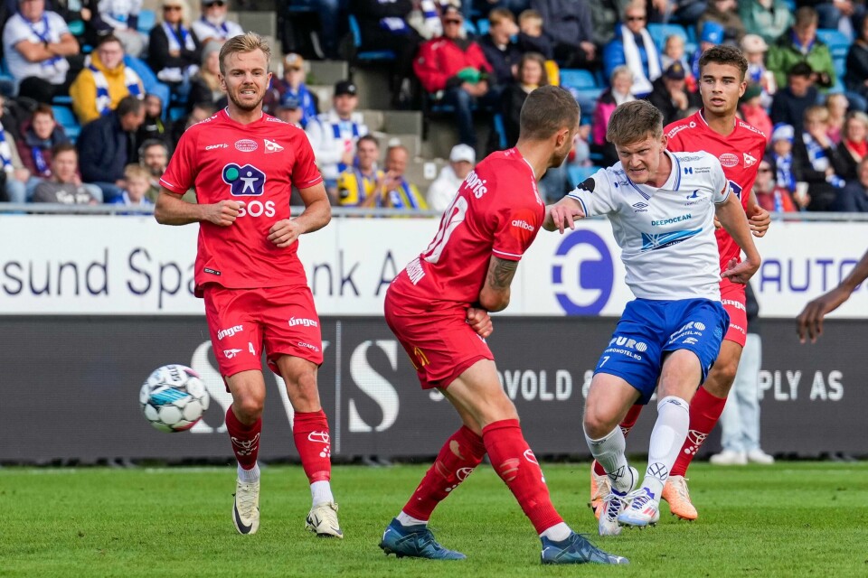 Haugesunds Mathias Sauer prøvde å finne veien til nettmaskene mot Fredrikstad i Eliteserien søndag. Haugesunds Mathias Sauer prøvde å finne veien til nettmaskene mot Fredrikstad i Eliteserien søndag. Foto: Jan Kåre Ness / NTB