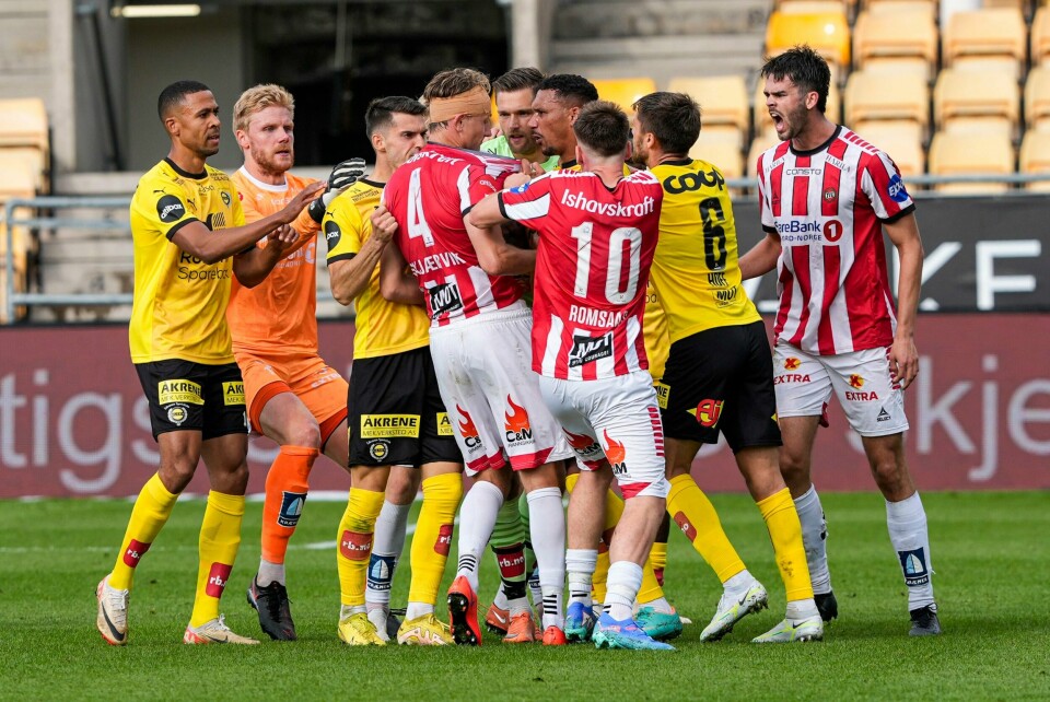 Det ble bråk mellom LSK og Tromsø etter eliteseriekampen på Åråsen søndag. Det ble bråk mellom LSK og Tromsø etter eliteseriekampen på Åråsen søndag. Foto: Terje Pedersen / NTB