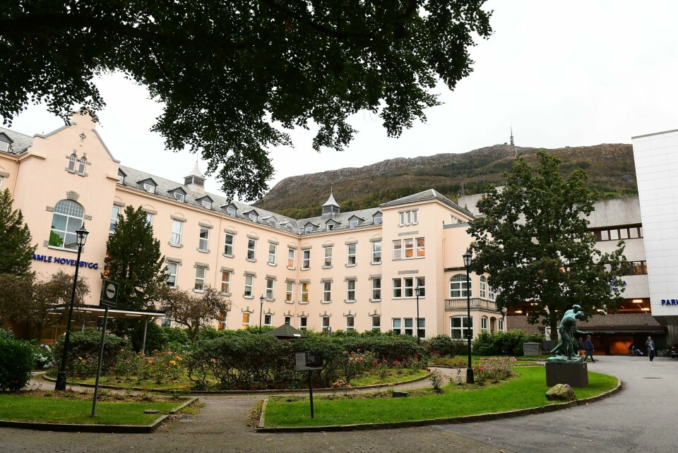Haukeland universitetssjukehus i Bergen skal fra og med neste år tilby en effektiv behandling for alvorlig syke kreftpasienter. Haukeland universitetssjukehus i Bergen skal fra og med neste år tilby en effektiv behandling for alvorlig syke kreftpasienter. Foto: Marit Hommedal / NTB