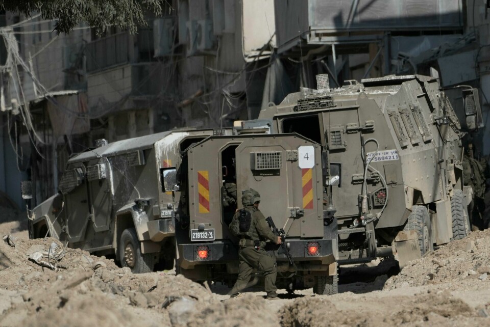 Store israelske styrker rykket torsdag inn i flyktningleiren Nur Shams i Tulkarem, nord på den okkuperte Vestbredden Store israelske styrker rykket torsdag inn i flyktningleiren Nur Shams i Tulkarem, nord på den okkuperte Vestbredden. Foto: AP / NTB