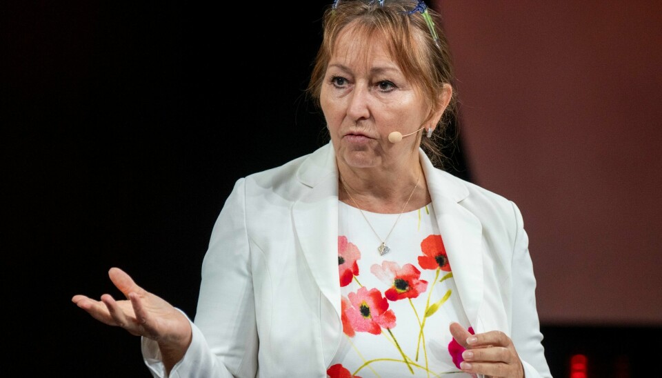 Gunn Marit Helgesen, styreleder KS, ber regjeringen øke tilskudd for å dekke kommunenes utgifter med å ta imot ukrainske flyktninger. Gunn Marit Helgesen, styreleder KS, ber regjeringen øke tilskudd for å dekke kommunenes utgifter med å ta imot ukrainske flyktninger. Foto: Heiko Junge / NTB