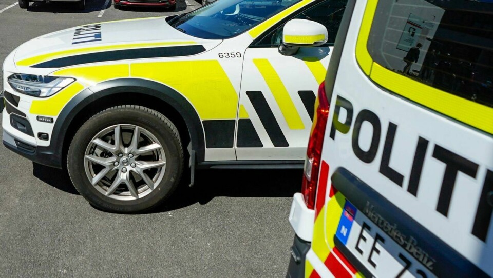 Illustrasjonsfoto. Oslo 20230530. Politi på Hellerud videregående skole etter melding om at en person skal ha angrepet en eller flere personer med kniv.Foto: Lise Åserud / NTB