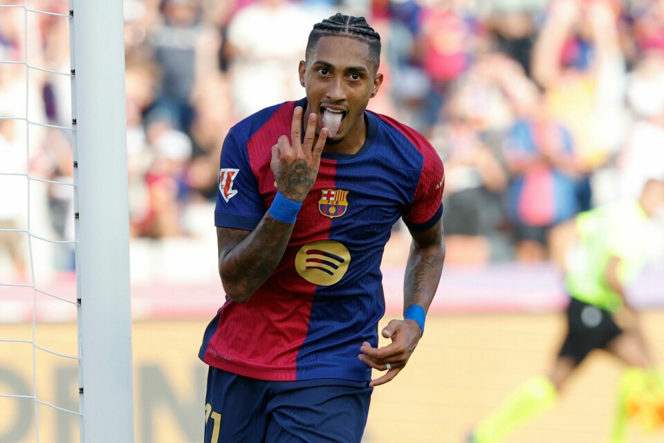 Raphinha jubler for sitt hat trick mot Valladolid, da Barcelona tok sin største seier siden 2016 Raphinha jubler for sitt hat trick mot Valladolid, da Barcelona tok sin største seier siden 2016