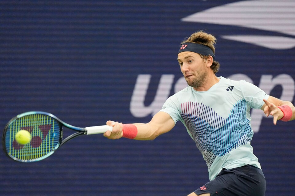 Casper Ruud underveis i det første settet mot Taylor Fritz. Foto: Eduardo Munoz Alvarez / AP / NTB Casper Ruud underveis i det første settet mot Taylor Fritz. Foto: Eduardo Munoz Alvarez / AP / NTB