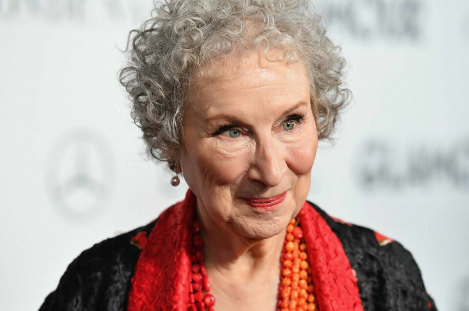 Margaret Atwood er klar for et arrangement nummer to i Oslo. (FILES) In this file photo taken on November 11, 2019, Canadian poet/author Margaret Atwood attends the 2019 Glamour Women Of The Year Awards at Alice Tully Hall, Lincoln Center, in New York City. - An Italian man admitted on January 6, 2023, to stealing more than 1,000 unpublished manuscripts, including from distinguished authors, solving a mystery that had rocked the literary world for years. The scam had been known in literary circles for several years, with Margaret Atwood, Ian McEwan and Sally Rooney among the novelists reportedly targeted. (Photo by Angela Weiss / AFP)