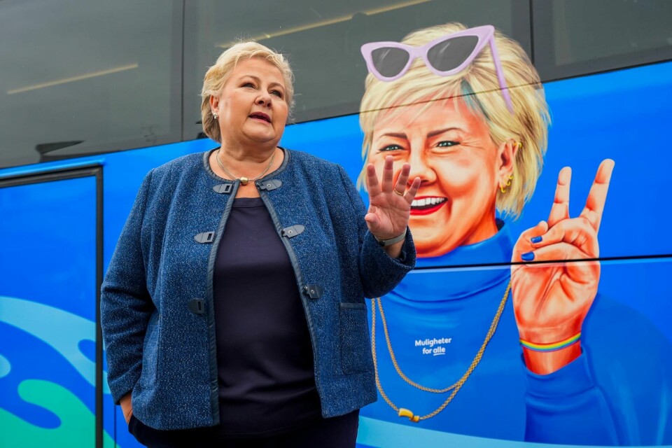 Høyre-leder Erna Solberg har startet stortingsvalgkampen 2025. Partiet er fortsatt størst på Dagsavisen og FriFagbevegelses partibarometer, men bare såvidt. Erna Solberg