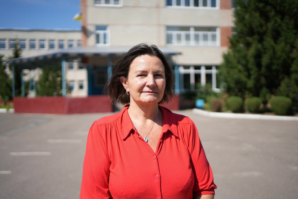 Generalsekretær i Redd Barna Norge, Henriette Westhrin. Generalsekretær i Redd Barna Norge, Henriette Westhrin, gjestet skoler i Kyiv da ukrainske barn hadde sin første skoledag etter sommeren mandag.