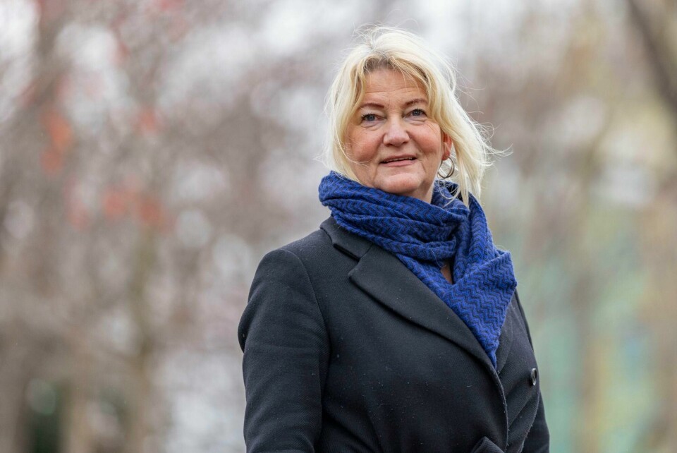 Høyre-ordfører Sissel Knutsen Hegdal trakk seg med umiddelbar virkning onsdag etter at det ble kjent at hun har brukt partimidler til private formål. Høyre-ordfører Sissel Knutsen Hegdal trakk seg med umiddelbar virkning onsdag etter at det ble kjent at hun har brukt partimidler til private formål. Fordi Erna Solberg er langt viktigere for Høyre enn Knutsen Hegdal, skriver Dagsavisen på lederplass.