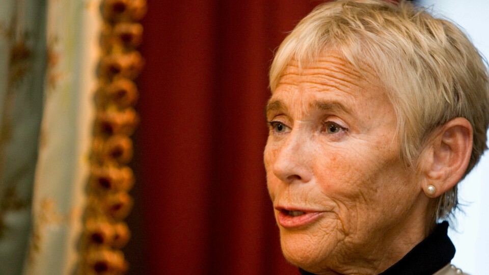 Henny Moan, her fra da hun mottok Aase Byes ærespris på Ibsenmuseet i Oslo i 2006. Henny Moan, her fra da hun mottok Aase Byes ærespris på Ibsenmuseet i Oslo i 2006.