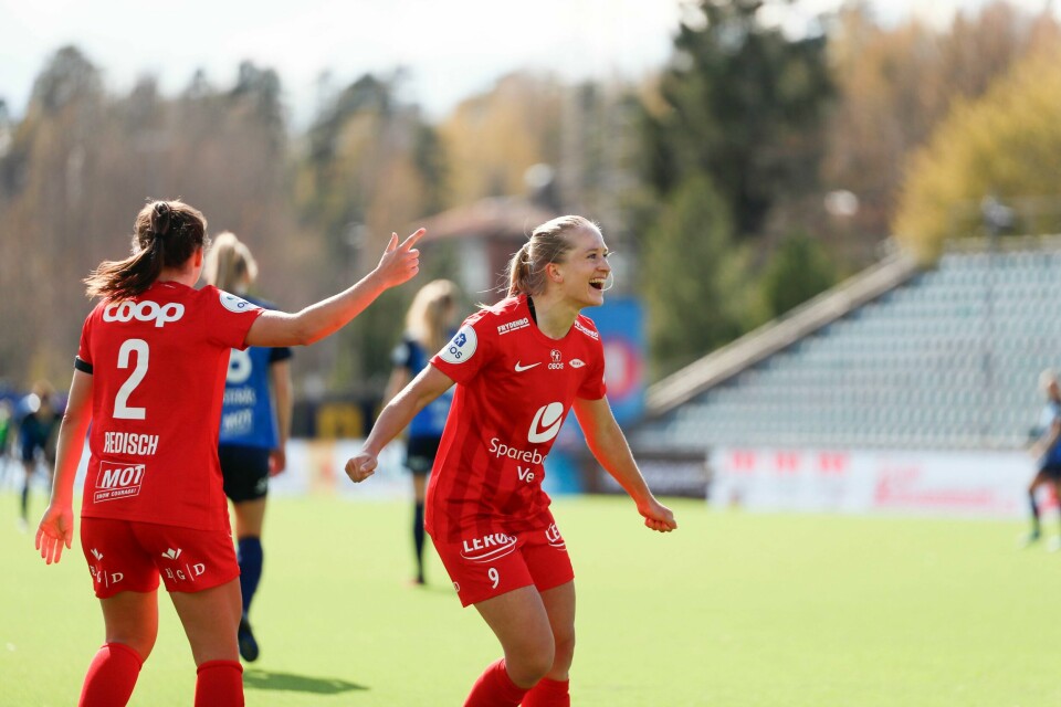 Amalie Eikeland ble matchvinner for Brann søndag. Her fra en kamp mot Stabæk i april Amalie Eikeland ble matchvinner for Brann søndag. Her fra en kamp mot Stabæk i april. Foto: Frederik Ringnes / NTB