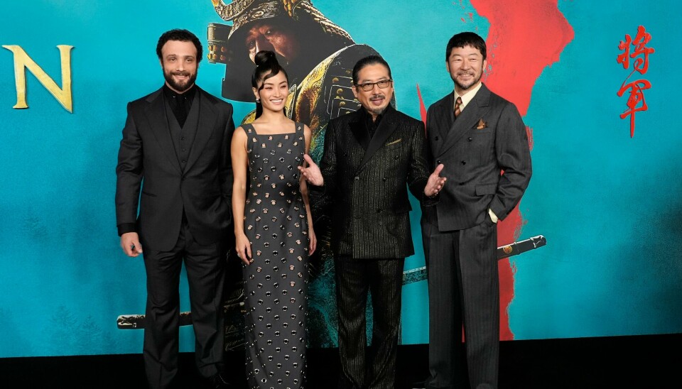 Cosmo Jarvis (til venstre), Anna Sawai, Hiroyuki Sanada og Tadanobu Asano spiller sentrale roller i strømmesuksessen «Shogun», som hanket inn en drøss med Emmy-priser søndag. Arkivfoto. Cosmo Jarvis (til venstre), Anna Sawai, Hiroyuki Sanada og Tadanobu Asano spiller sentrale roller i strømmesuksessen «Shogun», som hanket inn en drøss med Emmy-priser søndag. Arkivfoto: Chris Pizzello / AP / NTB