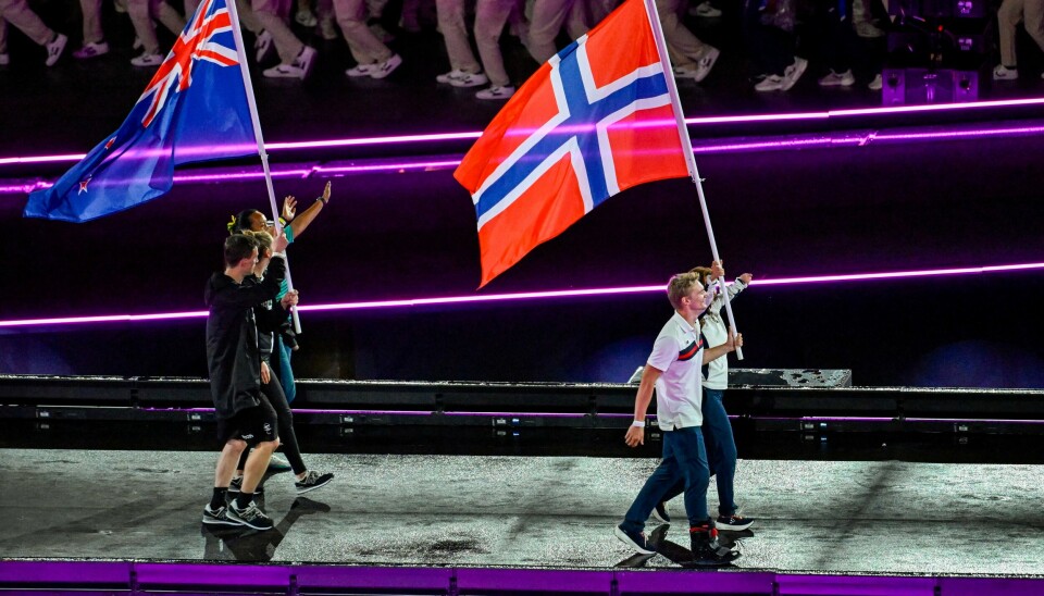 Aida Dahlen og Vegard Sverd under avslutningsseremonien på Stade de France. Bildet viser Aida Dahlen og Vegard Sverd under avslutningsseremonien på Stade de France. Foto: Christine Olsson, TT / NTB