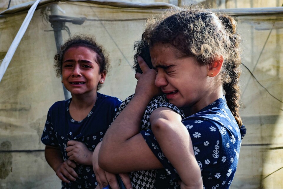 Fortvilte palestinske barn på Gaza i november i fjor. Over 40.000 palsetinere har til nå mistet livet i Israels krig. .