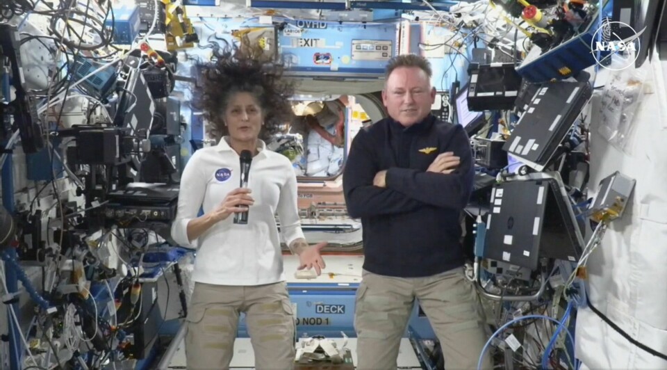 Astronautene Suni Williams and Butch Wilmore tar det forlengede oppholdet i rommet med stor ro. Begge sier de skal stemme ved presidentvalget. Astronautene Suni Williams and Butch Wilmore tar det forlengede oppholdet i rommet med stor ro. Begge sier de skal stemme ved presidentvalget. Foto: NASA via AP / NTB