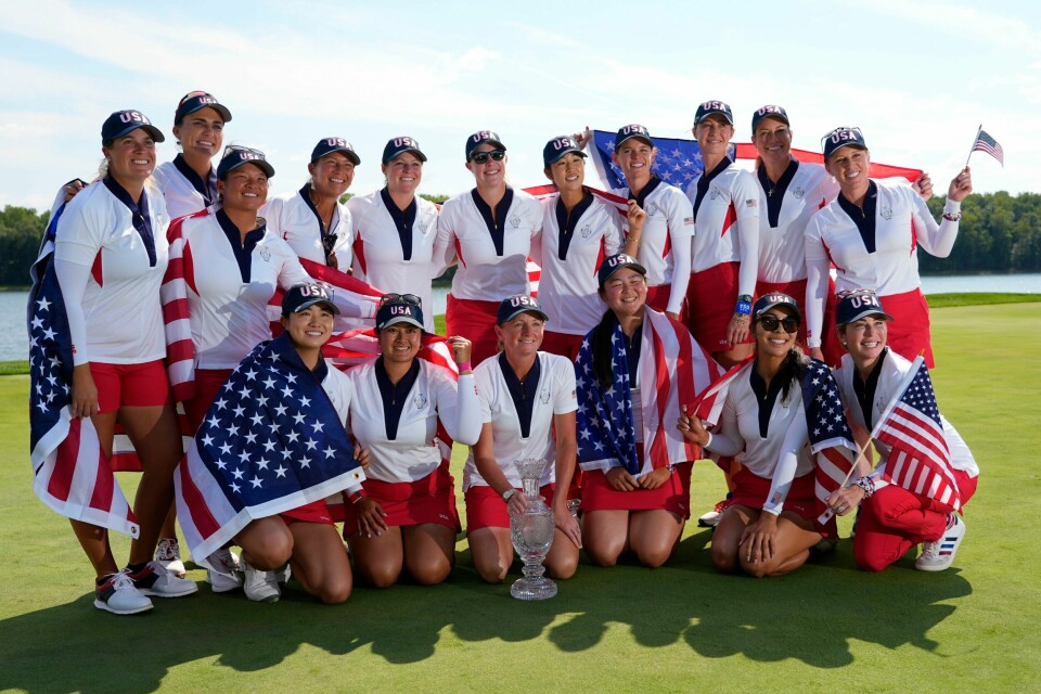 Det amerikanske laget slo tilbake etter tre strake tap for Europa i Solheim Cup. Det amerikanske laget slo tilbake etter tre strake tap for Europa i Solheim Cup.