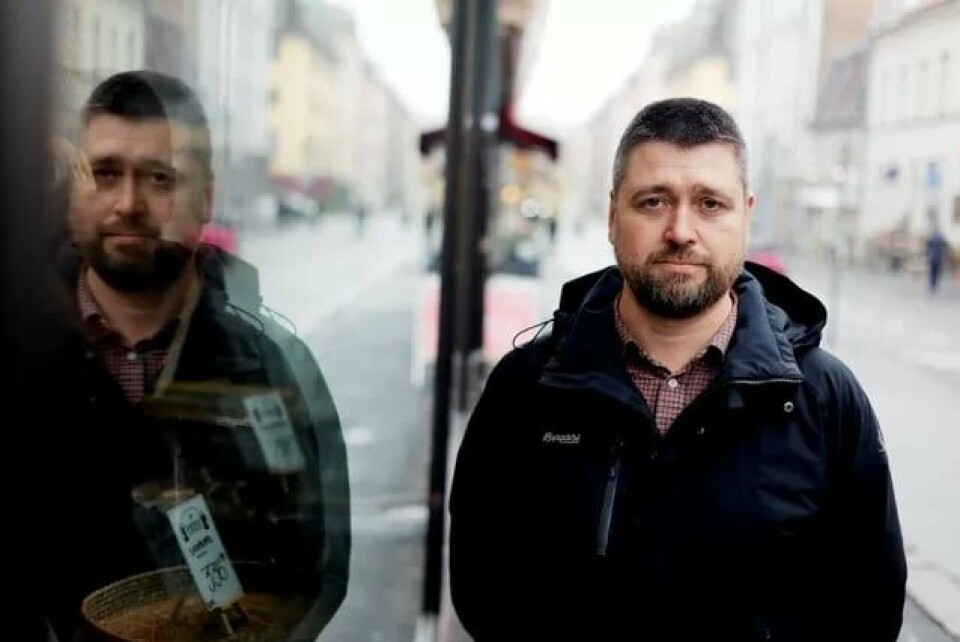– De ansatte har ikke råd til dette, sier fagforeningsleder i John Thomas Suhr i HK. – De ansatte har ikke råd til dette, sier fagforeningsleder i John Thomas Suhr i HK.