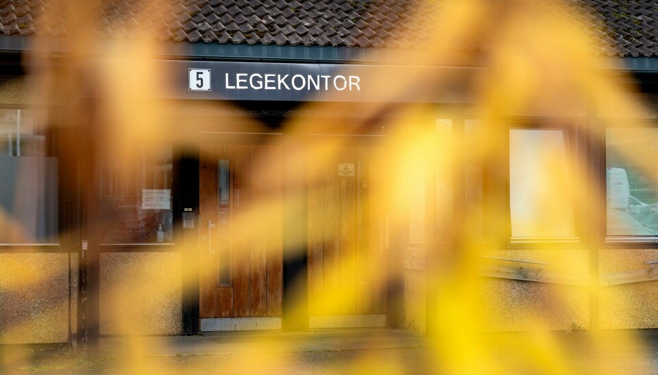 Frosta sentrum og Frosta kommunehus der den tiltalte var kommuneoverlege. Kommunen har drøyt 2600 innbyggere. Frosta sentrum og Frosta kommunehus der den tiltalte var kommuneoverlege. Kommunen har drøyt 2600 innbyggere.Foto: Gorm Kallestad / NTB