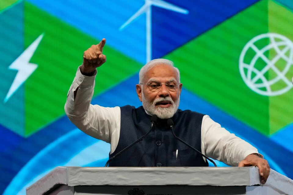 Menneskerettighetsorganisasjoner og nyhetsmedier har lenge klaget over trakassering fra statsminister Narendra Modis regjering, noe regjeringen har avvist. Menneskerettighetsorganisasjoner og nyhetsmedier har lenge klaget over trakassering fra statsminister Narendra Modis regjering, noe regjeringen har avvist. Foto: Ajit Solanki / AP / NTB