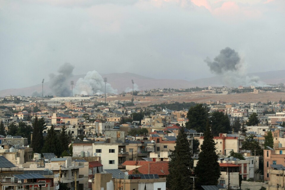 Røyk over Baalbeck i Bekaa-dalen etter israelske luftangrep mandag. Røyk over Baalbeck i Bekaa-dalen etter israelske luftangrep mandag.