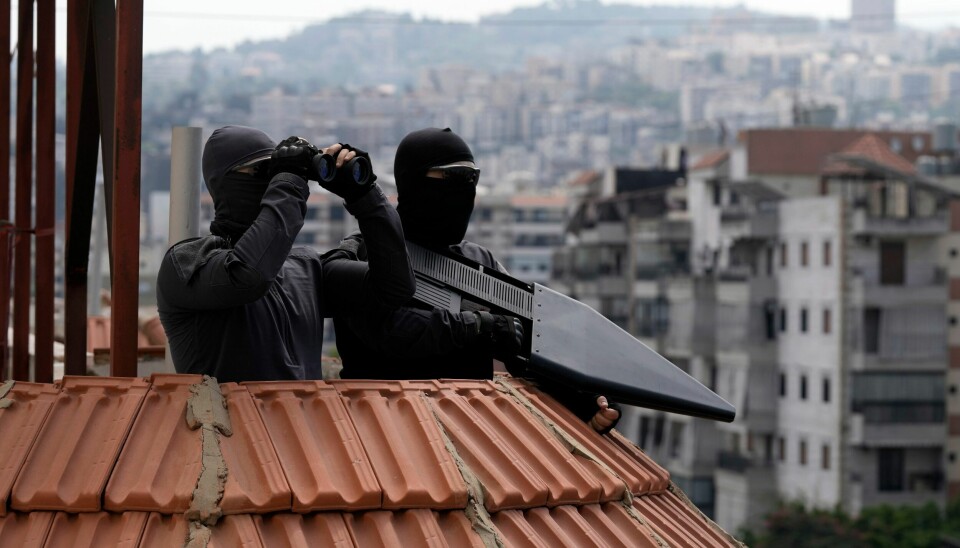 Hizbollah-militsens soldater er utstyrt med moderne våpen og mange av dem har lang kamperfaring fra krigen i Syria. Hizbollah-militsens soldater er utstyrt med moderne våpen og mange av dem har lang kamperfaring fra krigen i Syria. Foto: AP / NTB