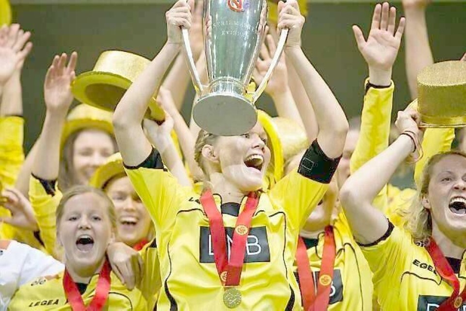 Marita Skammelsrud Lund tok sitt første seriegull som lagkaptein da LSK sist helg vant toppserien for kvinner. FOTO: VEGARD WIVESTAD GRØTT/NTB SCANPIX