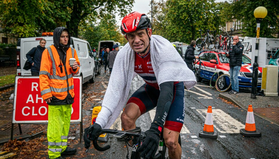 Alexander Kristoff går mot en våt Paris-Roubaix. Her fra VM i Yorkshire, som også ble en våt affære. Alexander Kristoff bekrefter at Uno-X er blant aktuelle lag han kan sykle for neste sesong. Her fra sykkel-VM i 2019. Foto: Heiko Junge / NTB