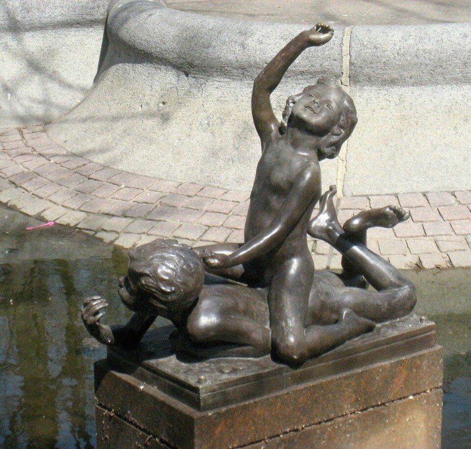 «Triton babies» i Boston Public Garden, fontenefigur laget av Anna Coleman Ladd. «Triton babies» i Boston Public Garden, fontenefigur laget av Anna Coleman Ladd. Foto: Wikimedia Commons