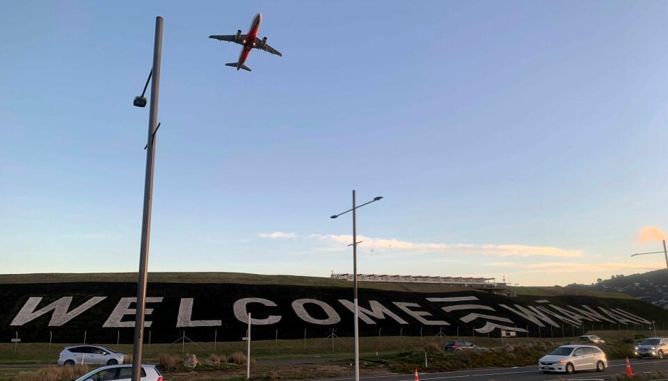 Bare fullvaksinerte slipper inn i New Zealand når landet nå åpner grensene igjen. New Zealand håper å kunne ønske turister velkommen tidlig neste år. Foto: Nick Perry / AP / NTB