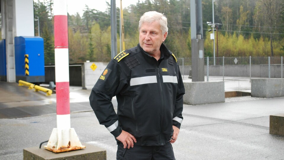 Seksjonssjef Per Kristian Grandahl ved Svinesund tollsted berømmer både hund og hundefører for narkotikafunnet. Seksjonssjef Per Kristian Grandahl ved Svinesund tollsted.