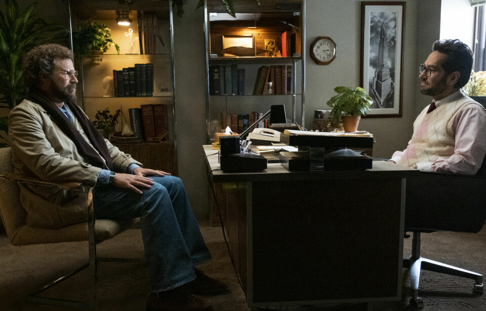Høstens mest lovende komedie må være denne - med Will Ferrell og Paul Rudd på samme rolleliste. Sistnevnte er pasient, og Paul Rudd er terapeuten hans i «The Shrink Next Door». Kommer på AppleTV+ i november. Høstens mest lovende komedie må være denne - med Will Ferrell og Paul Rudd på samme rolleliste. Sistnevnte er pasient, og Paul Rudd er terapeuten hans i «The Shrink Next Door». Kommer på AppleTV+ i november.