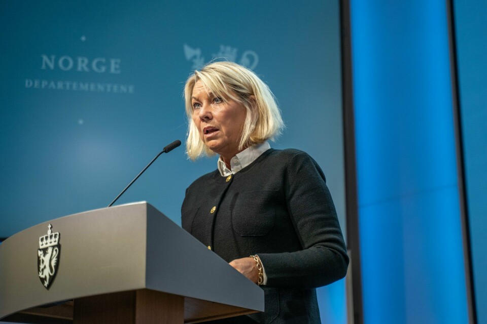 Monica Mæland under en pressekonferanse om koronasituasjonen. Justisminister Monica Mæland (H) ønsker å gi PST lov til å lagre åpent tilgjengelig informasjon fra internett i opptil 15 år. Forslaget til lovendring sendes snart ut til høring.Foto: Ali Zare / NTB