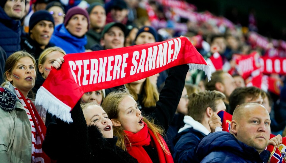 Endelig var det et fullsatt Ullevaal som møtte det norske landslaget. Endelig var det et fullsatt Ullevaal som møtte det norske landslaget.