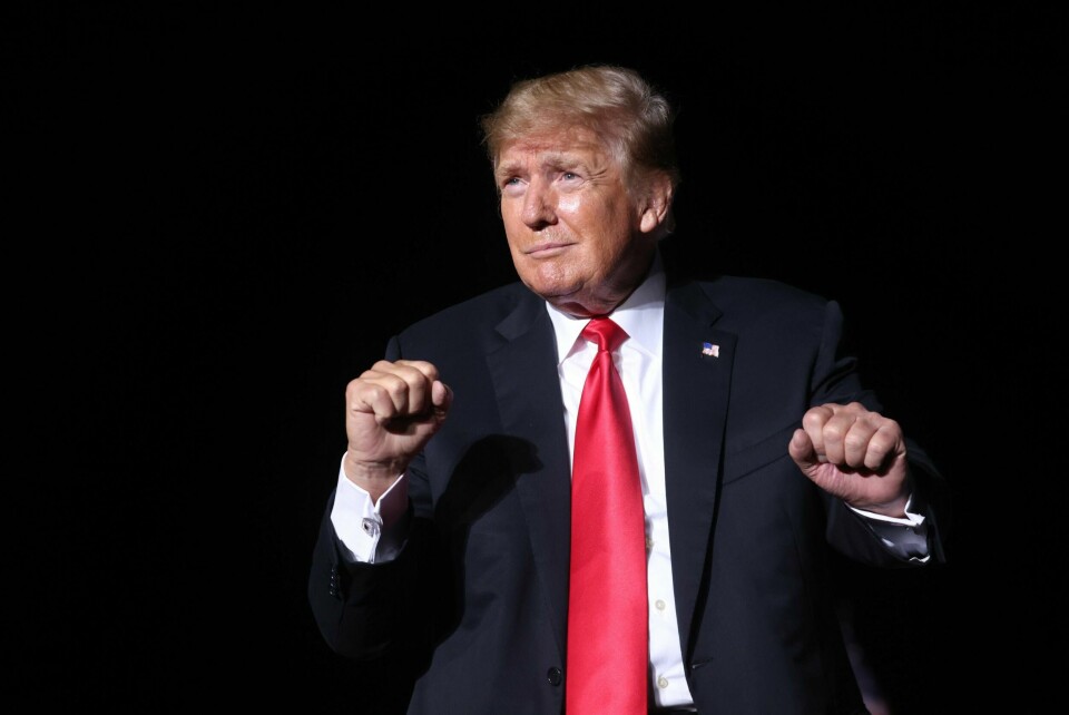 Tidligere president Donald Trump har allerede startet ny valgkamp, her fra valgkampmøte for støttespillere i Iowa lørdag 9. oktober. Tidligere president Donald Trump har allerede startet ny valgkamp, her fra valgkampmøte for støttespillere i Iowa lørdag 9. oktober.