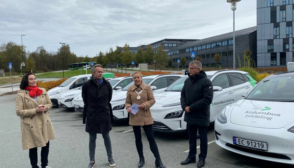 Mandag lanserte Kolumbus bildeling. Mandag lanserte Kolumbus bildeling.