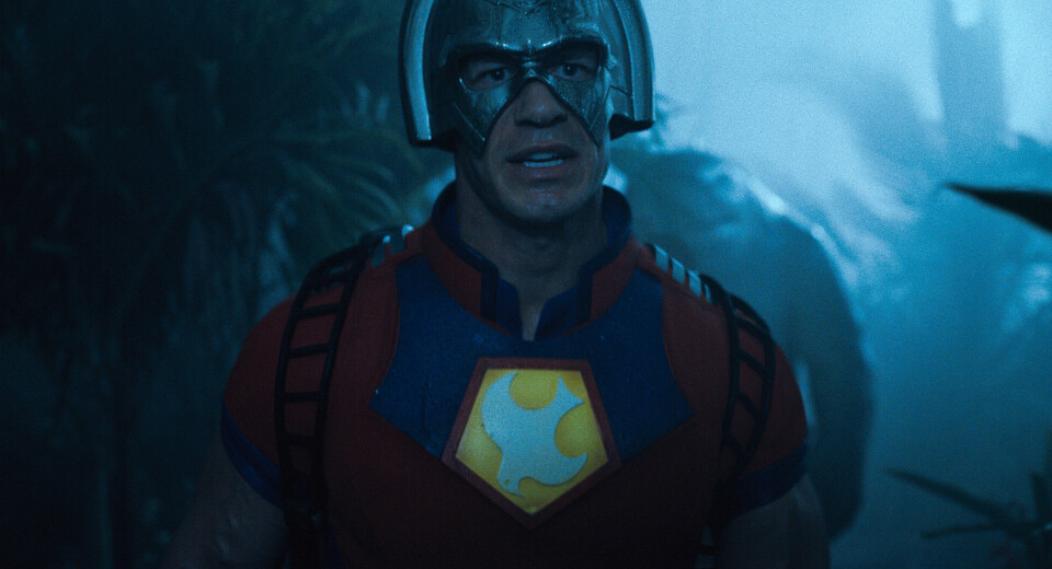 John Cena har hovedrollen «Peacemaker». en spin off fra superskurkfilmen «The Suicide Squad», med premiere på HBO Max i januar. John Cena har hovedrollen «Peacemaker». en spin off fra superskurkfilmen «The Suicide Squad», med premiere på HBO Max i januar.